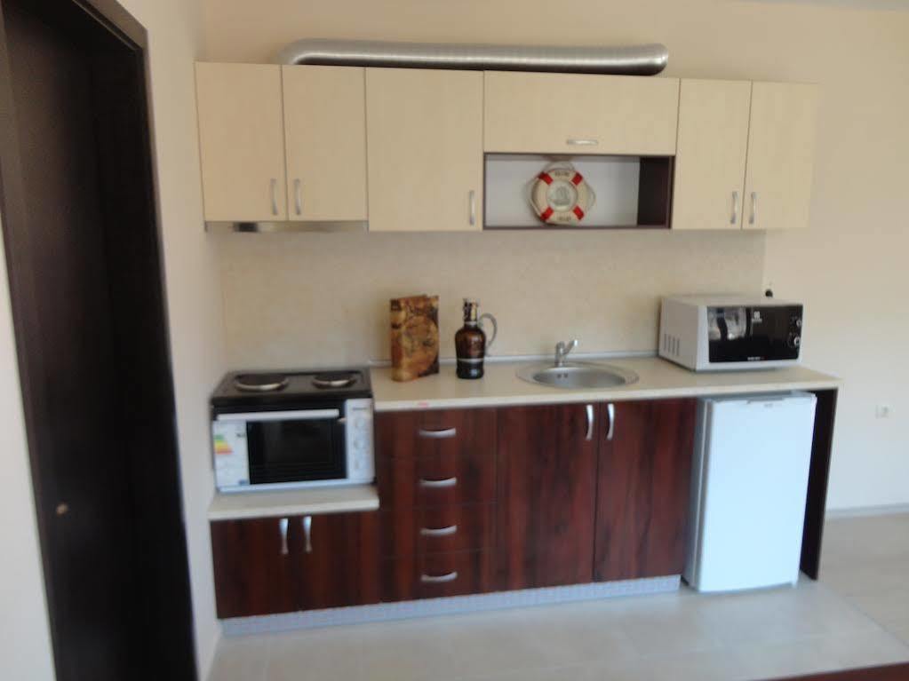 Holiday Apartments In Pomorie Eksteriør bilde
